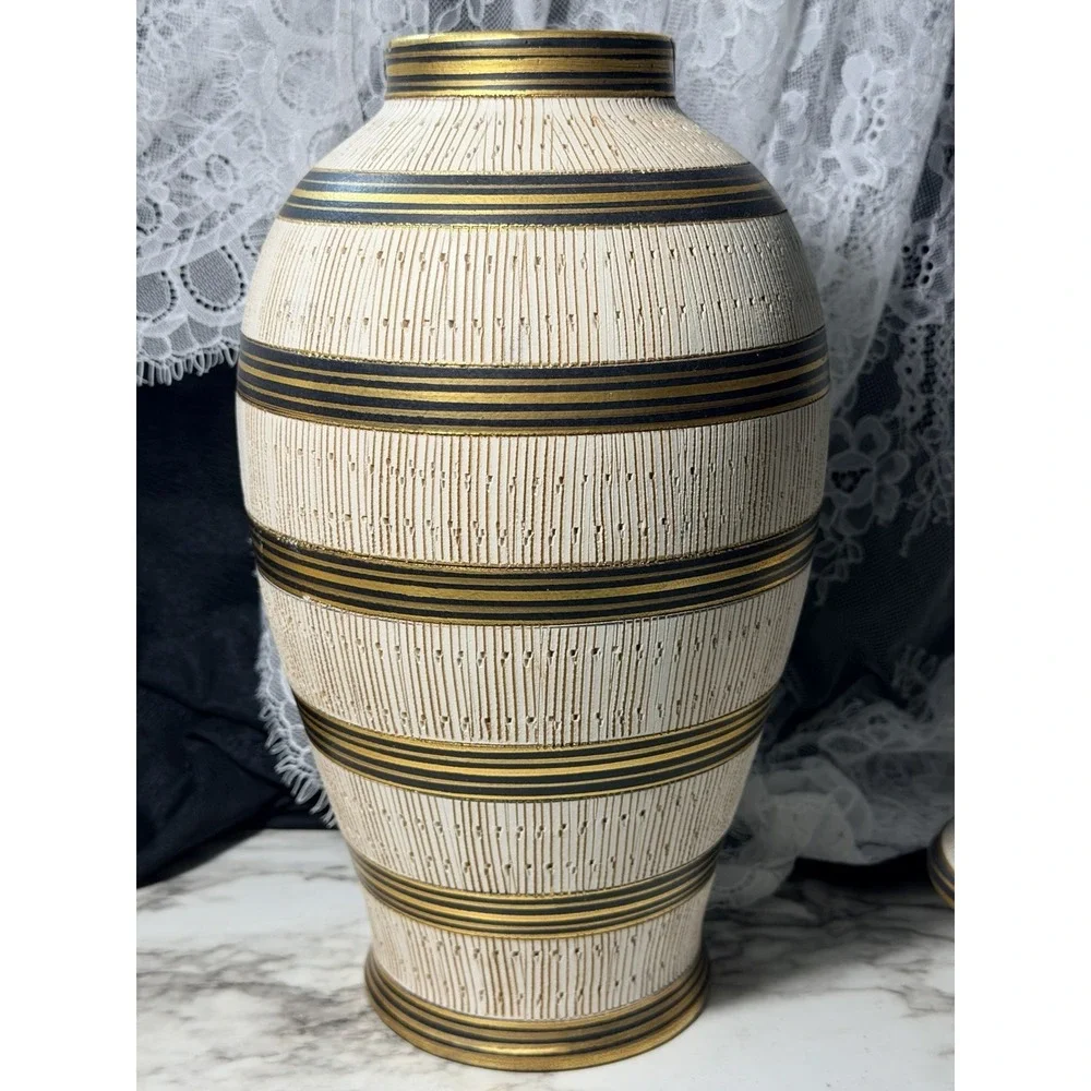 Beautiful VTG Large Ginger‎ Jar/Urn/Vase w/Lid ~Italy~ 16